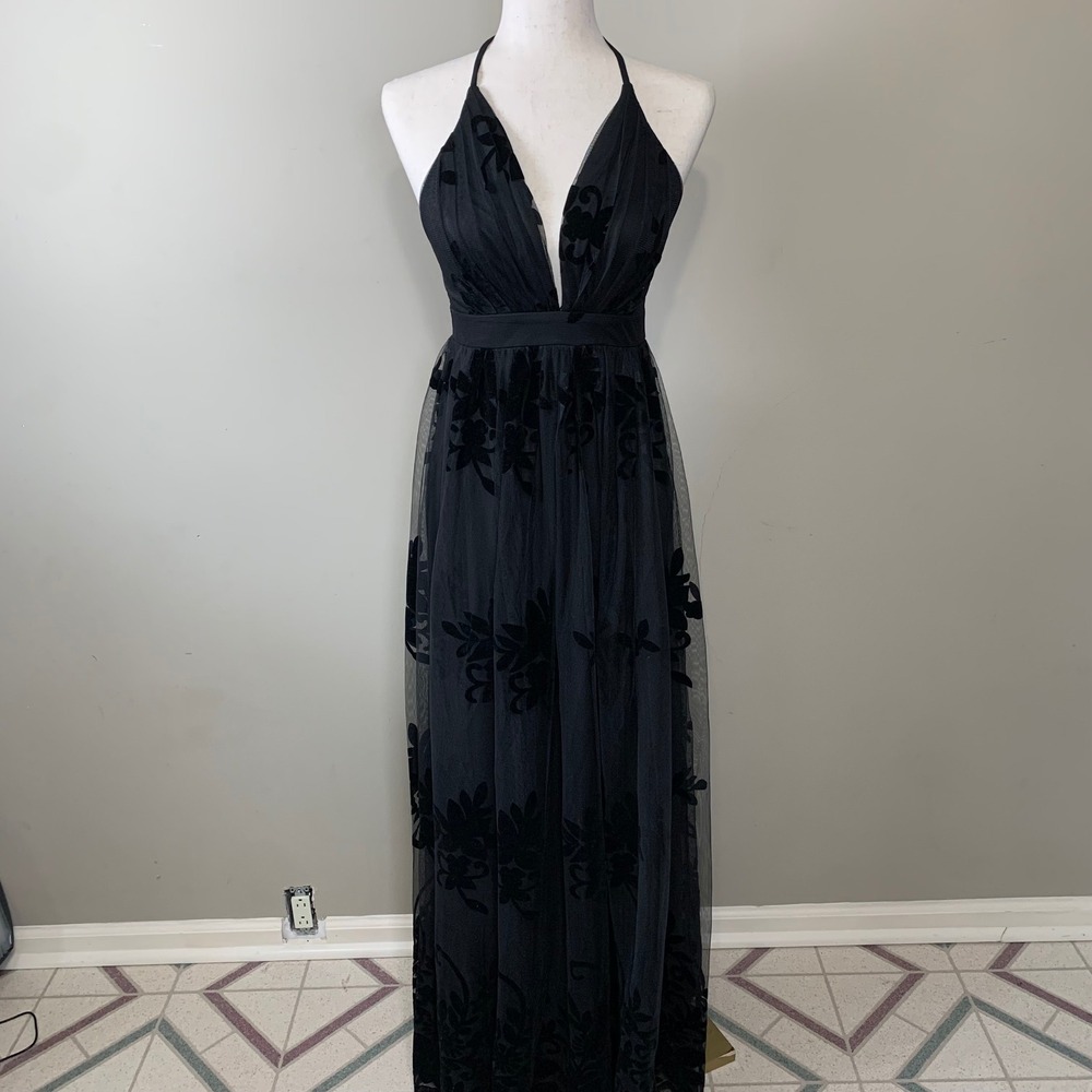Luxxel Black Sheer Velvet Burnout Maxi Dress Size Small